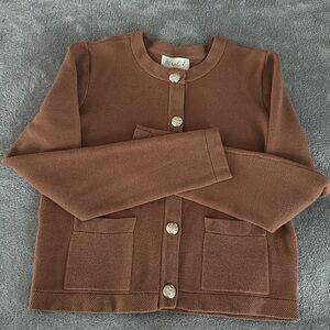 Tan knitted cardigan with gold buttons and front pockets. XS